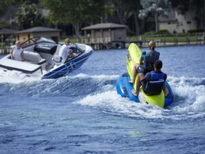 Буксировочный аттракцион Chaser Towable 2P